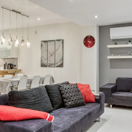 Modern 3br With Private Yard & Bbq By 360 Estates شقة