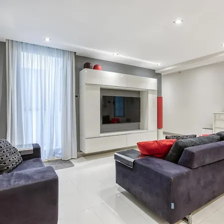 Апартаменты Modern 3br With Private Yard & Bbq By 360 Estates San Gwann